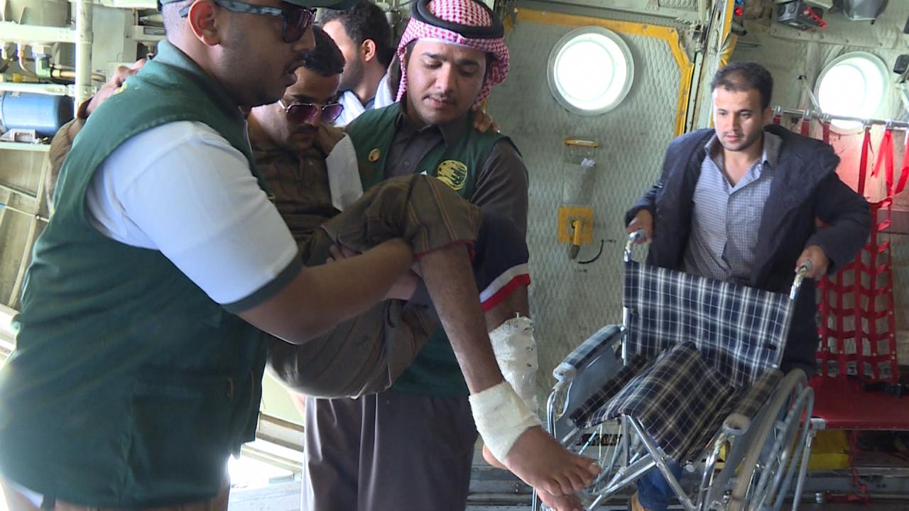 جهود سعودية متواصلة عبر مركز الملك سلمان للإغاثة لعلاج المصابين والجرحى اليمنيين داخل اليمن وخارجها